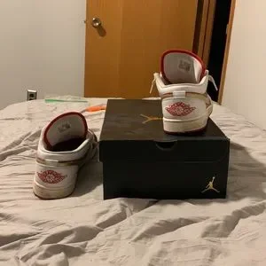 Air Jordan 1 Dunk Low King Queen Poker PE Air Jordan 1 Low SE  main image 4